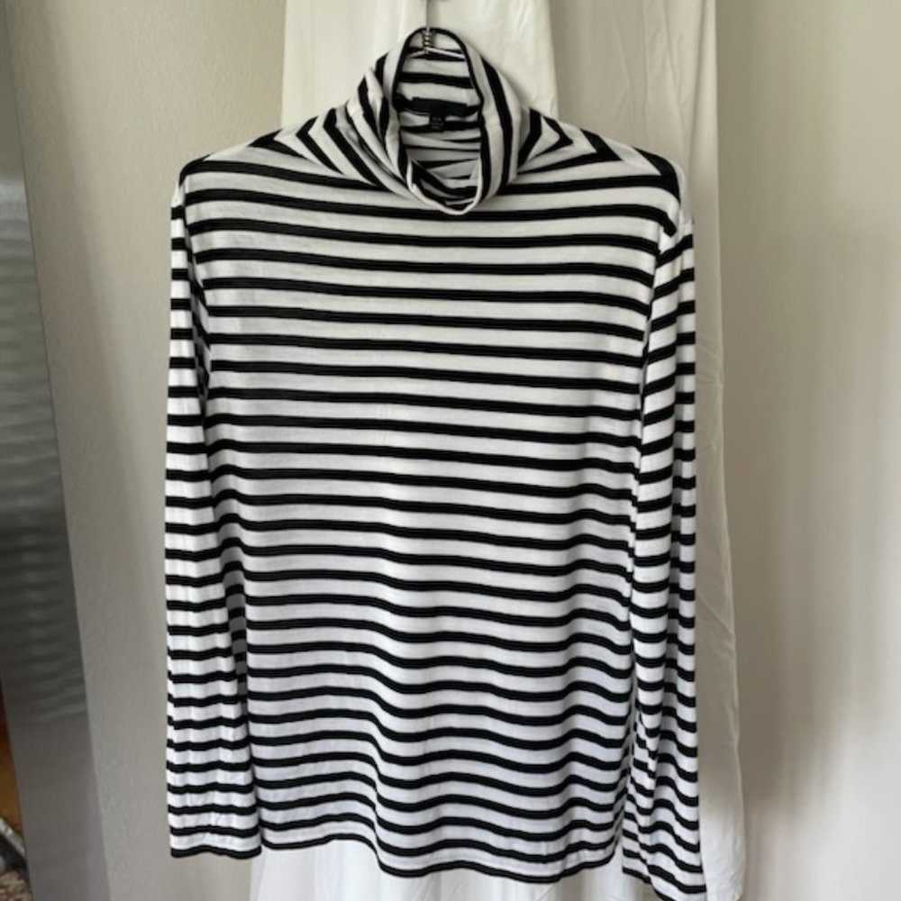 ATM Cotton T-Neck, Size M, Black and white